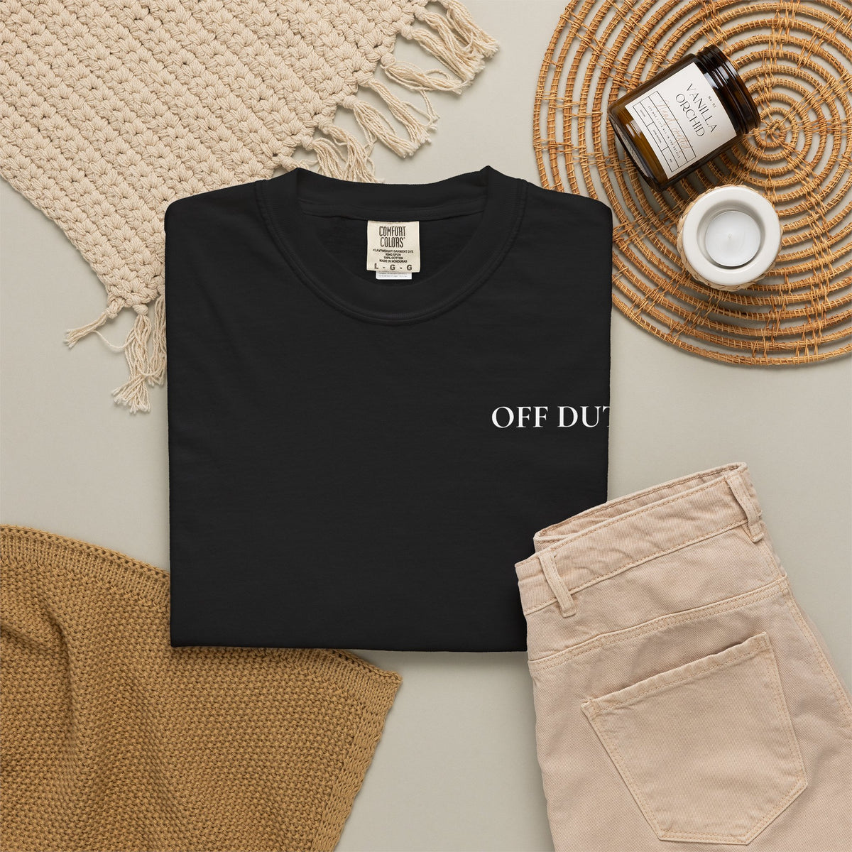 Damen T-Shirt „OFF DUTY“ – Minimalistisches „Out of Office“ Büro-Flucht Shirt