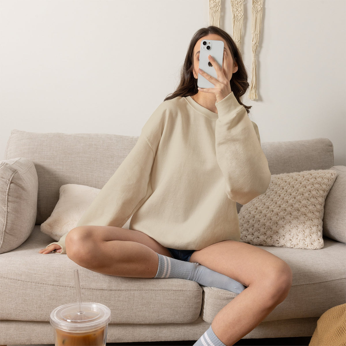 Sweat-shirt à col rond pour femme « Indisponible. Hors de portée. »